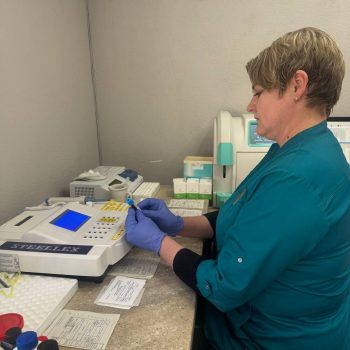 Фельдшер-лаборант Бухівець Тетяна