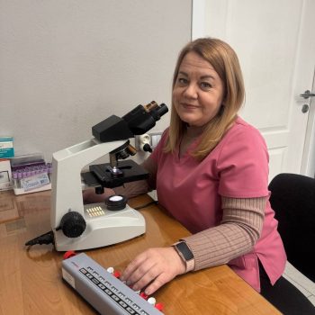 Фельдшер-лаборант Гужва Оксана