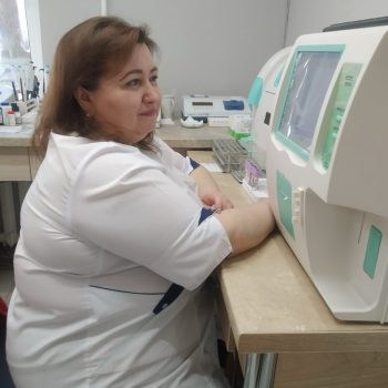 Фельдшер-лаборант Заєць Оксана